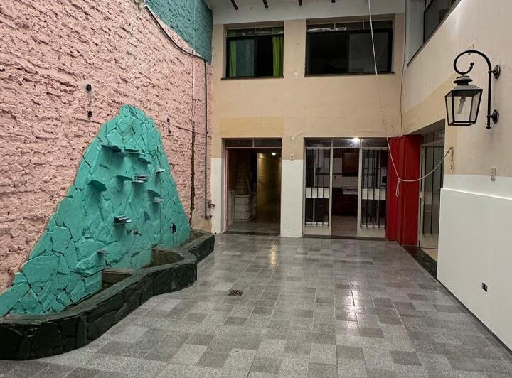 VENTA - CASA INTERNA - AV. PELLEGRINI 1000