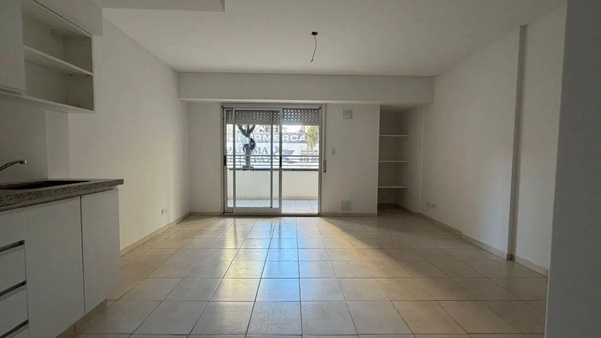ALQUILER - MONOAMBIENTE - PTE. ROCA 1400, PISO 1º 4