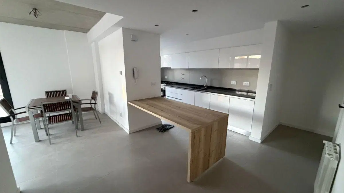 ALQUILER - DEPARTAMENTO - 1 DORMITORIO + COCHERA - CONDOMINIO PADDOCK - FISHERTON 4