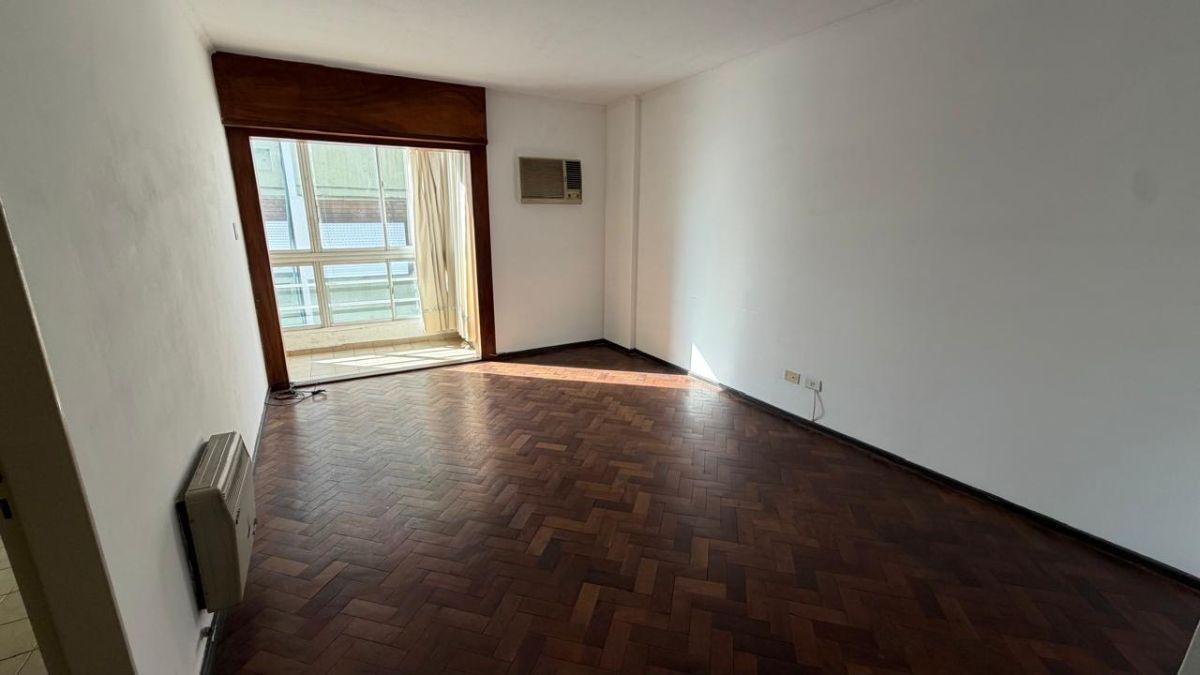 Foto de ALQUILER - DEPARTAMENTO - 2 DORMITORIOS - TUCUMAN 1100, imagen 1