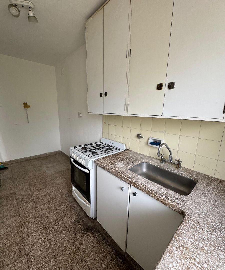 Foto de VENTA- DEPARTAMENTO- 1 DORMITORIO-CORRIENTES 1100 -PISO 3º, imagen 5