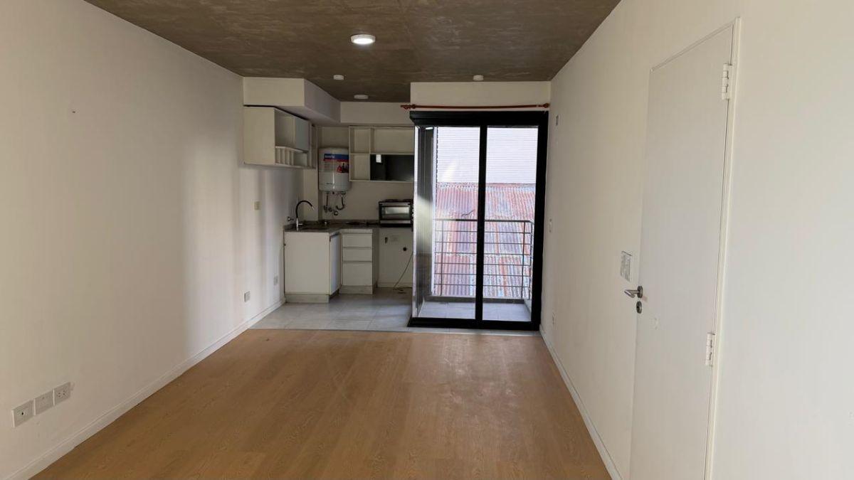 Foto de ALQUILER - MONOAMBIENTE - MAIPU 1400, PISO 2º, imagen 1