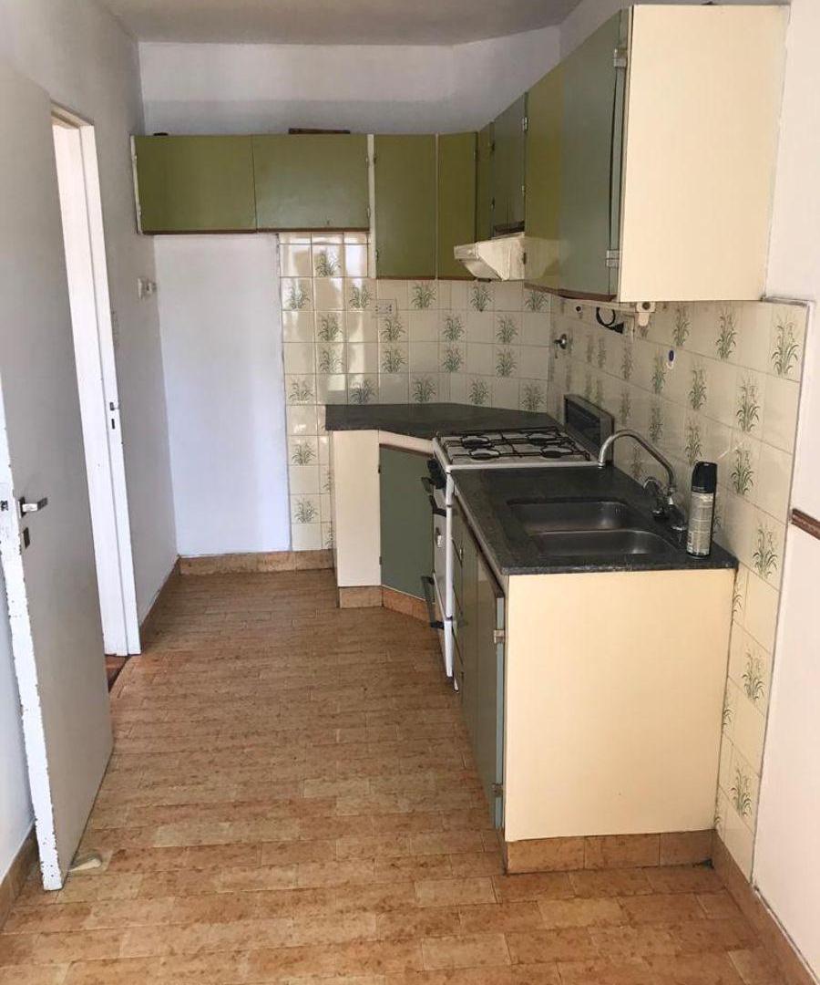 Foto de ALQUILER - DEPARTAMENTO - 1 DORMITORIO - MITRE ESQUINA MONTEVIDEO, PISO, imagen 1
