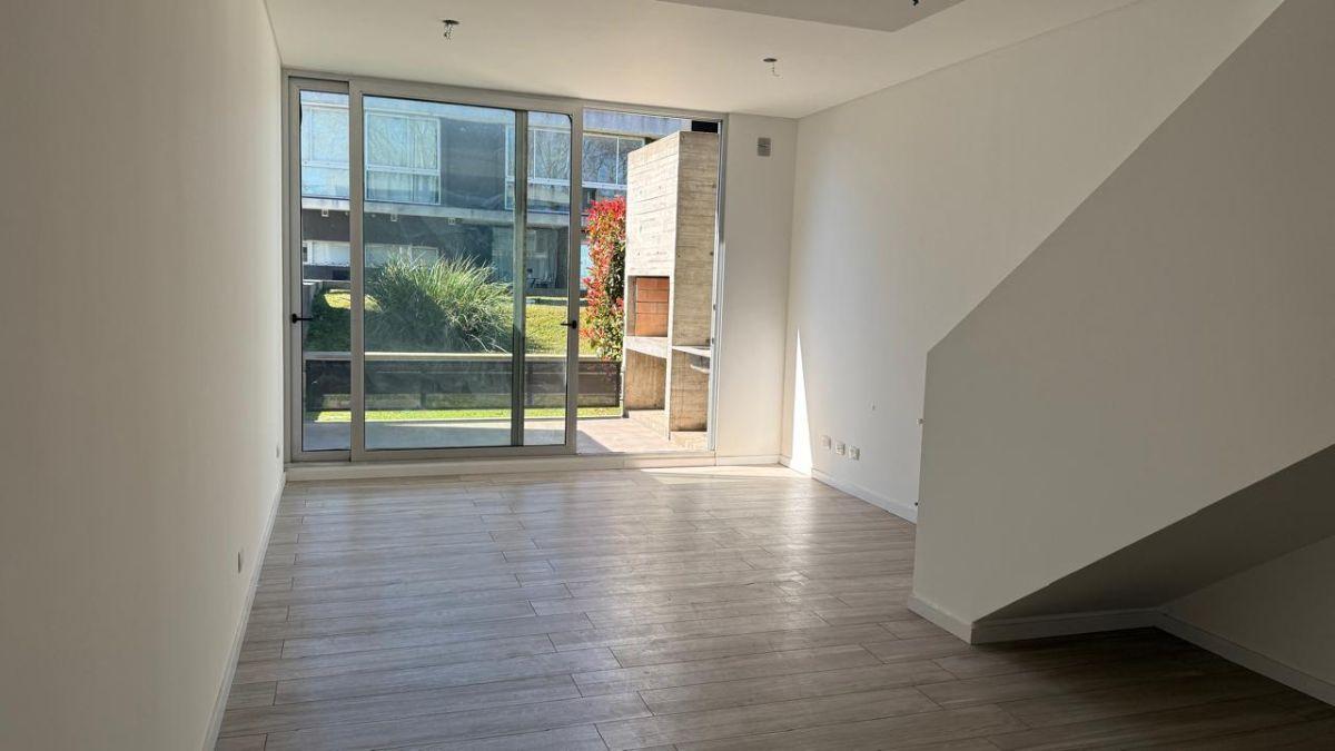 VENTA DUPLEX BARRANCAS DE ALBERDI 2 DORMITORIOS