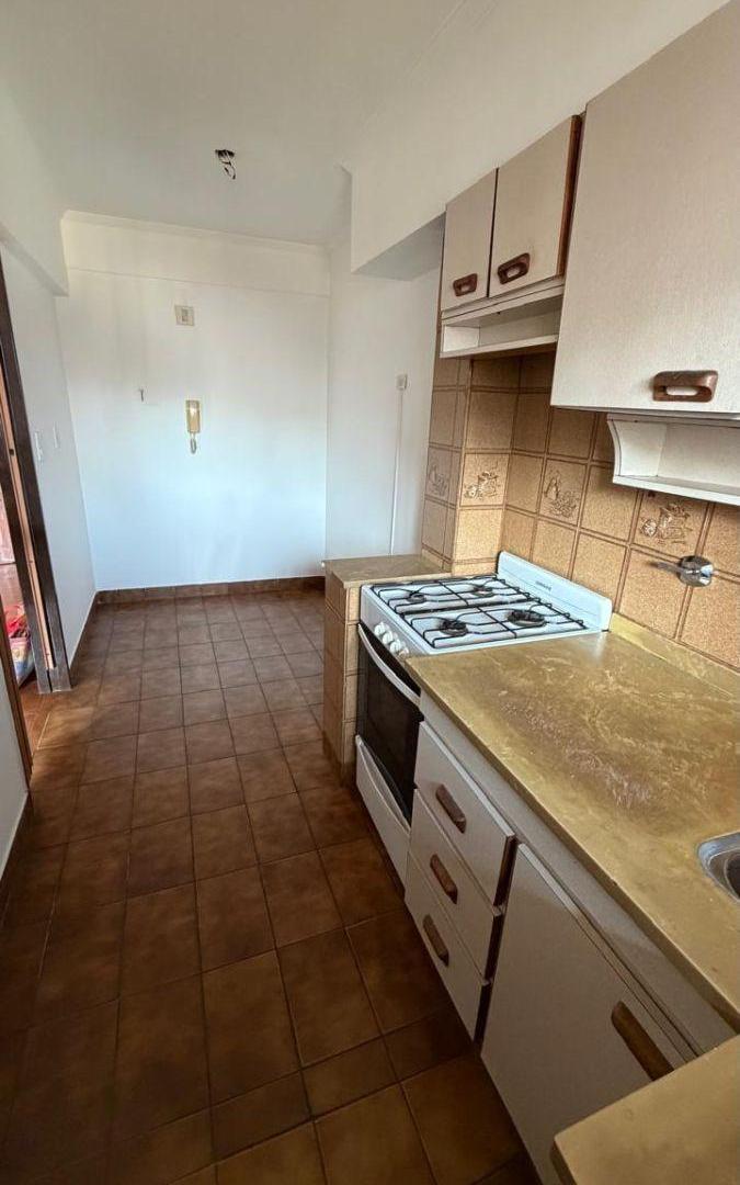 Foto de ALQUILER - DEPARTAMENTO - 1 DORMITORIO - ZEBALLOS 500, imagen 5