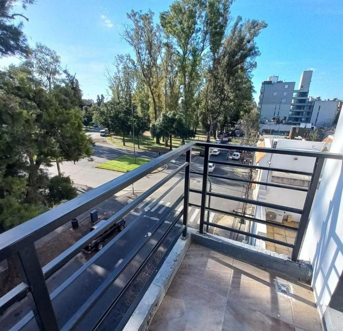 Foto de VENTA - MONOAMBIENTE - MORENO 2200, imagen 1