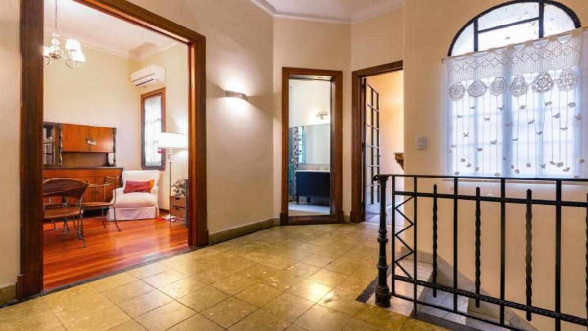 Foto de VENTA - CASA PLANTA ALTA 3 DORM - ALEM 1000, imagen 1