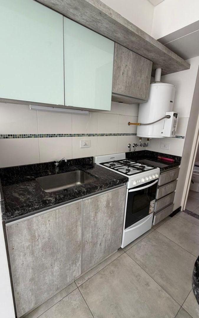 Foto de ALQUILER - MONOAMBIENTE- BROWN 1800, PISO 10º, imagen 4