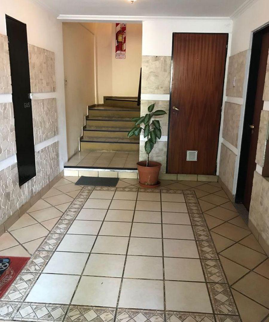Foto de VENTA - DEPARTAMENTO - 1 DORMITORIO - LAVALLE 1400, imagen 2