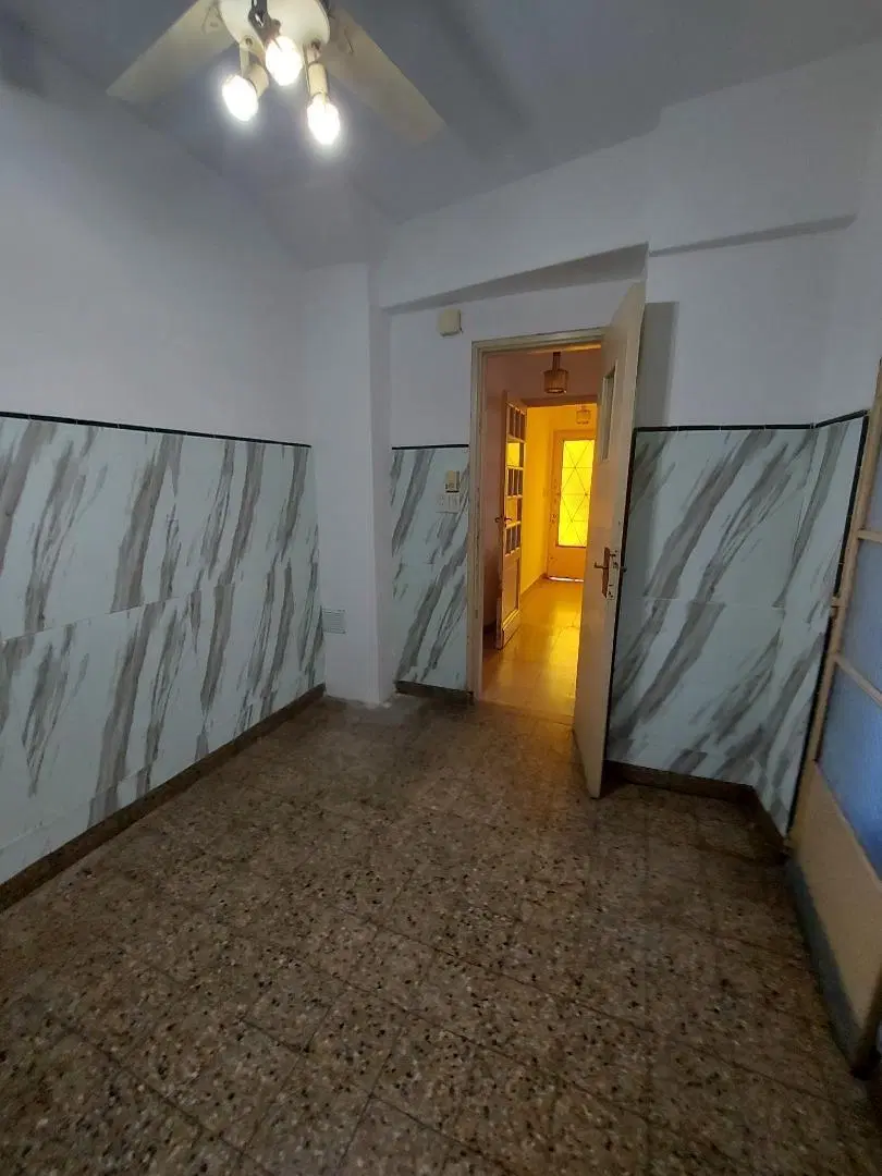 Venta 3 ambientes,Planta baja, Entrada indepen, con PATIO!! 5