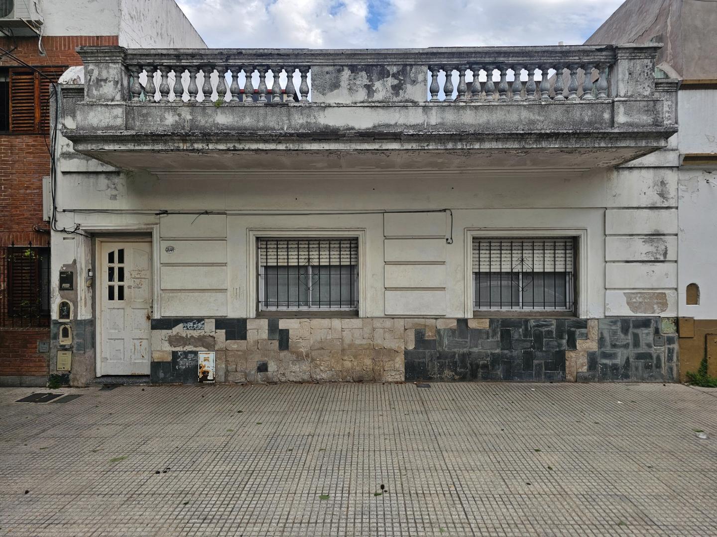 Foto de Hermoso ph al frente 4 ambientes , patio y terraza, imagen 2