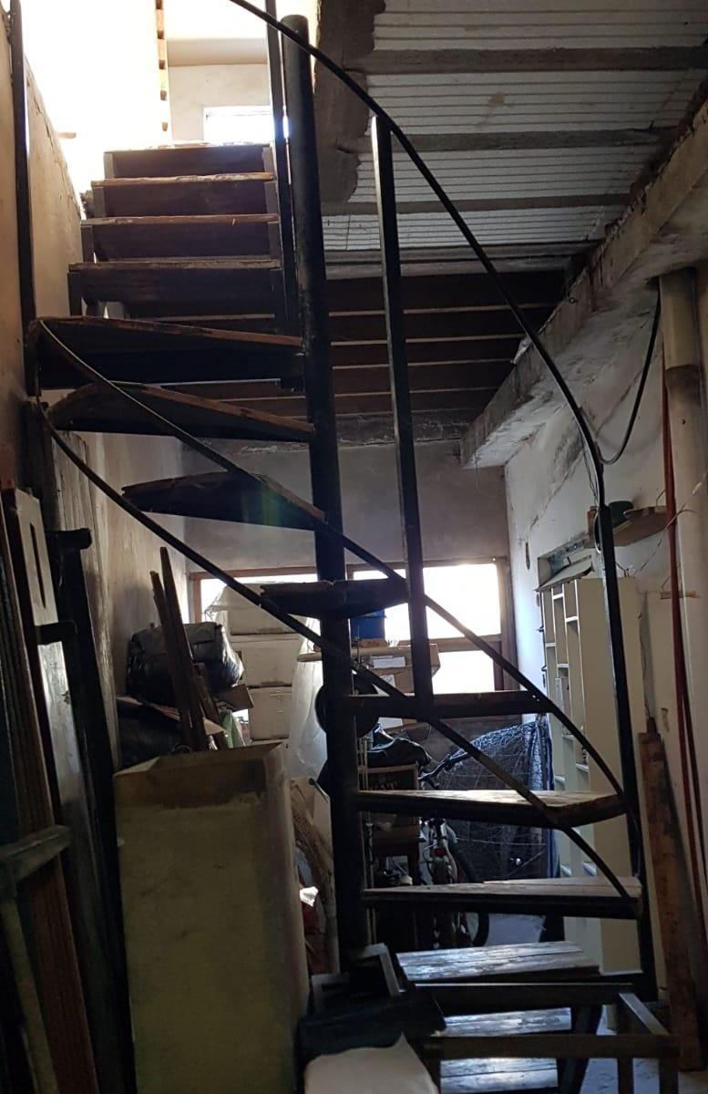 Venta Casa 5 Amb. Gge, Patio y Jardin Al Frente con Parrilla 4