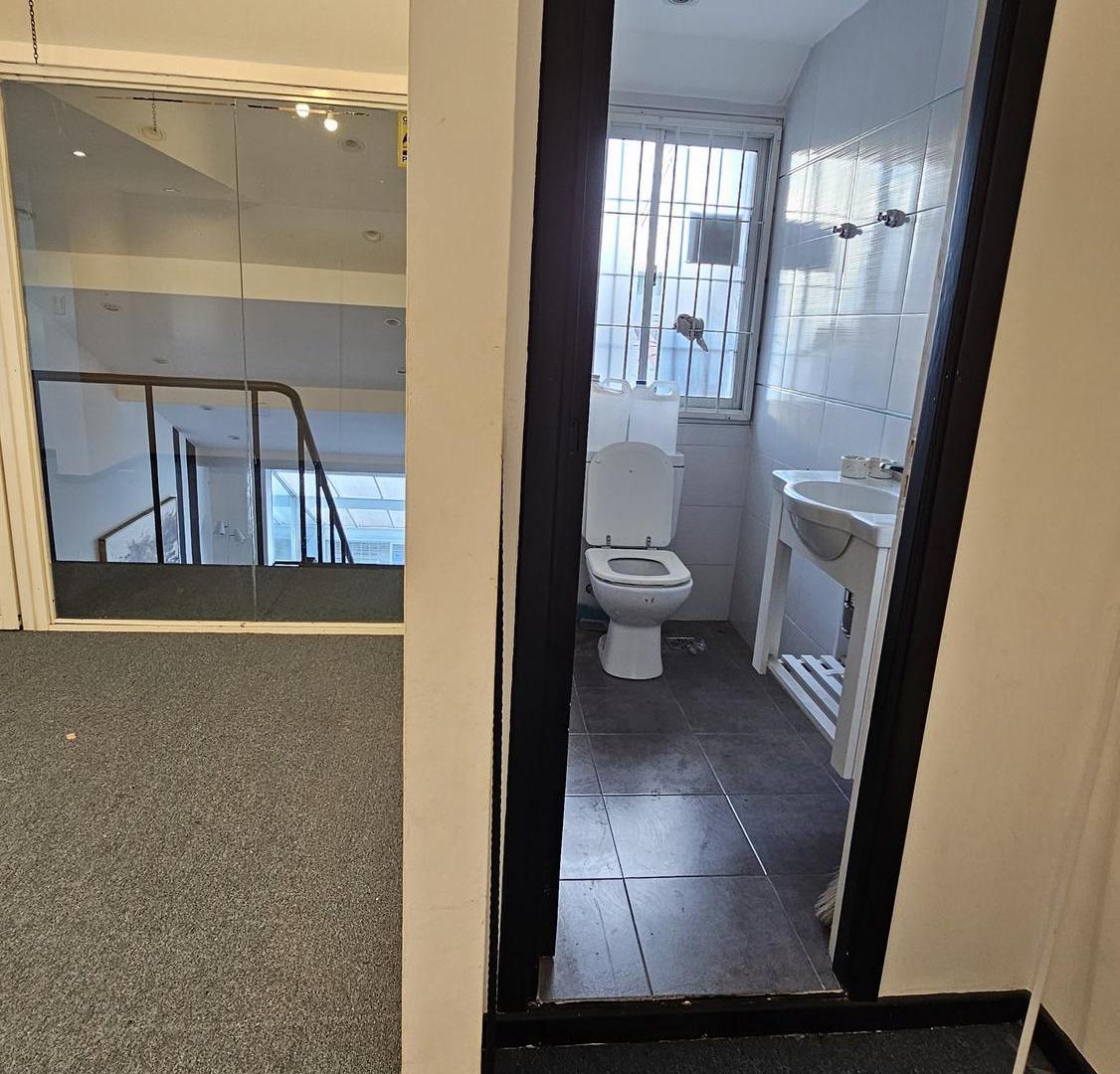 Foto de ALQUILER OFICINA SOBRE CALLE GÜEMES. IDEAL SHOWROOM, imagen 3