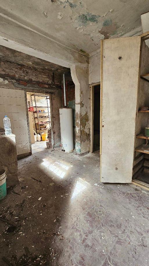 Foto de VENTA. CASA 4 AMB, PATIO, GGE, TERRAZA. IDEAL PARA REFACCIONAR O, imagen 3