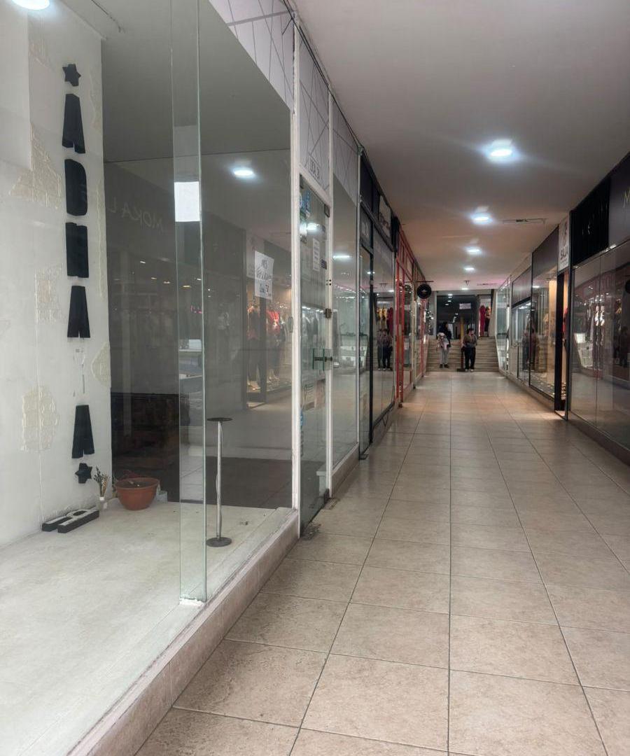 Foto de Alquiler 36 meses Local en Galeria lafayette + baulera, imagen 5