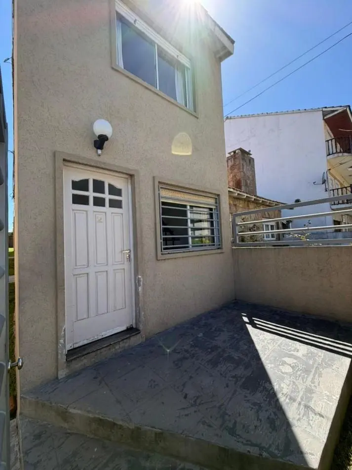 Duplex 3 ambientes a metros del mar - Barrio Faro Norte 8