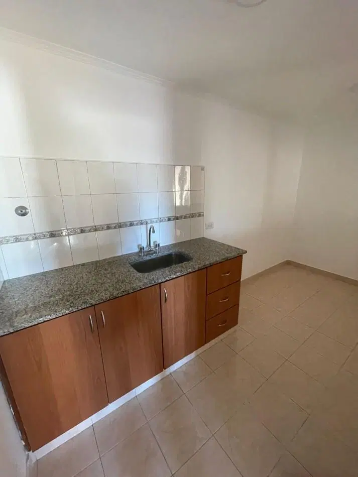 Oficina, consultorio, estudio en alquiler - Villa Lourdes - 24 meses - Mar del Plata 1