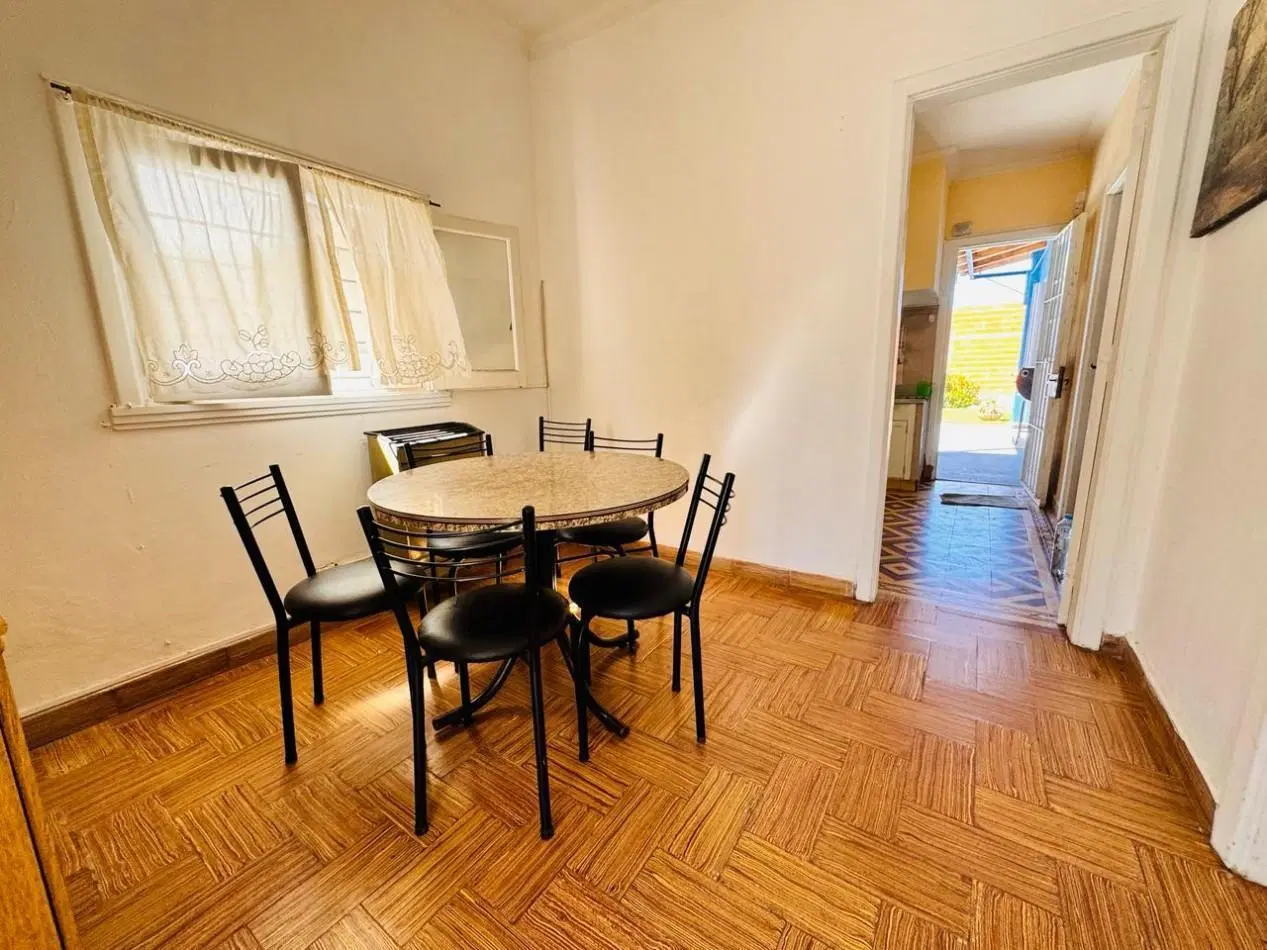 Chalet 3 Ambientes con Gran Parque en Villa Lourdes - Apto Credito 1