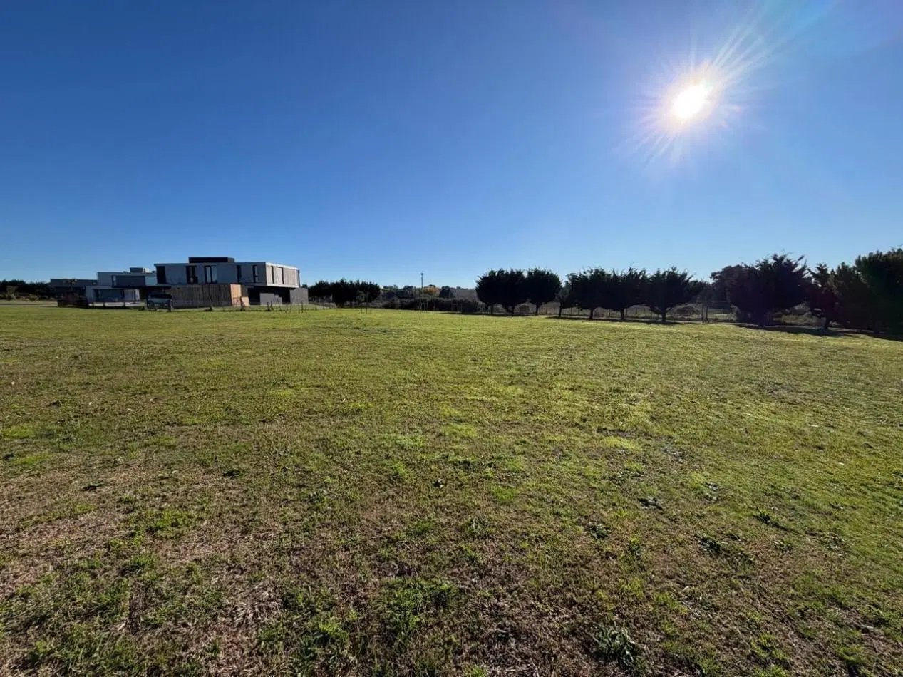 LOTE 42 EN VENTA - CASONAS DEL HARAS - LAS LOMAS 3