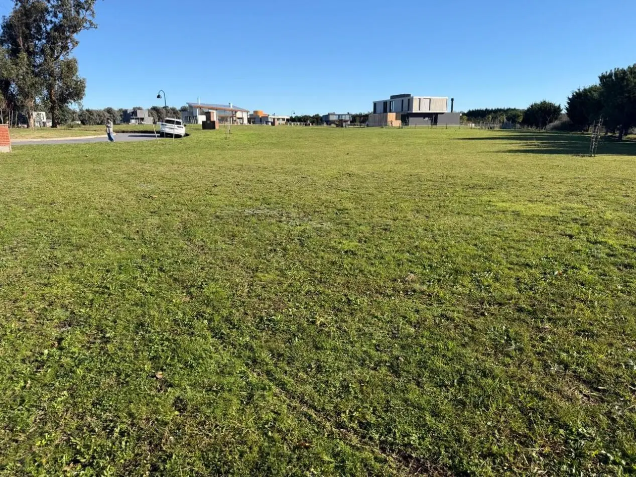 LOTE 42 EN VENTA - CASONAS DEL HARAS - LAS LOMAS 2