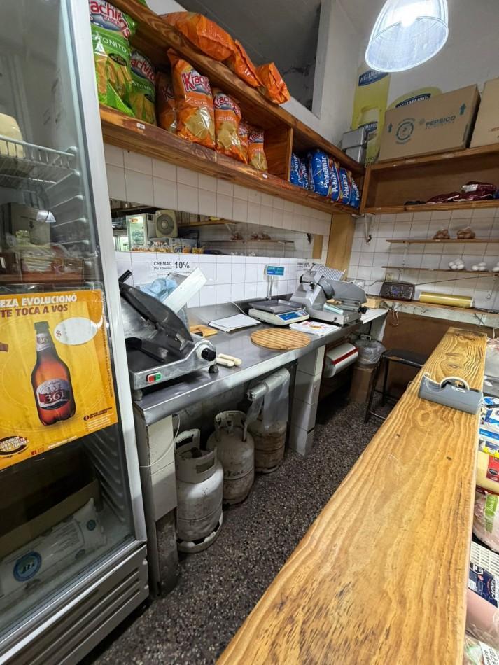 Foto de LOCAL COMERCIAL EN VENTA - PUERTO / GRUTA DE LOURDES, imagen 4