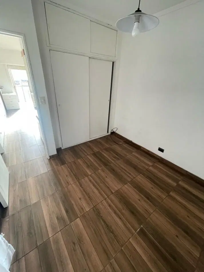 Departamento 2 ambientes a la calle - MACROCENTRO - Av. Indep - Mar del Plata - Alquiler 24 meses 3