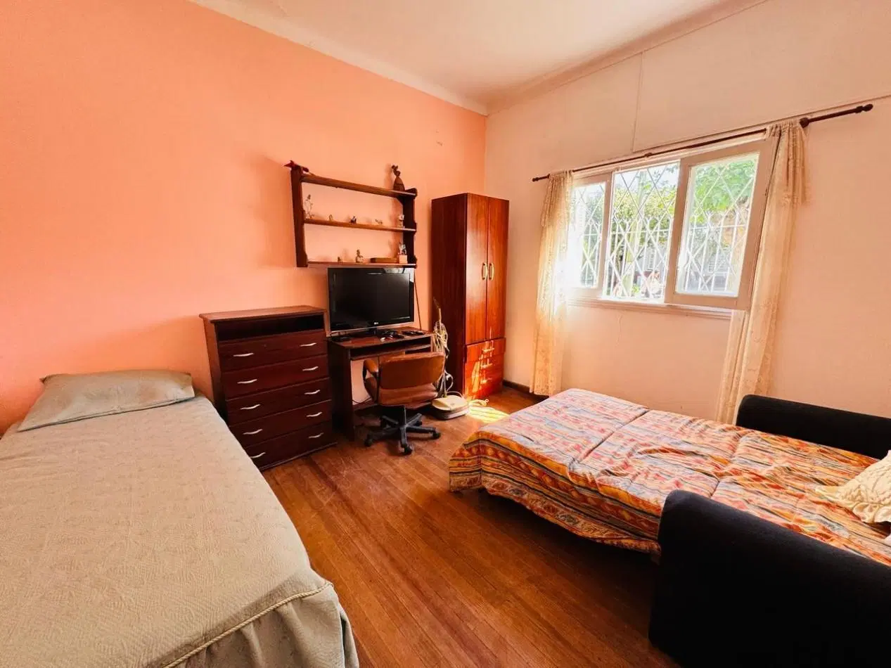 Chalet 3 Ambientes con gran Parque en Villa Lourdes - Apto Credito 3