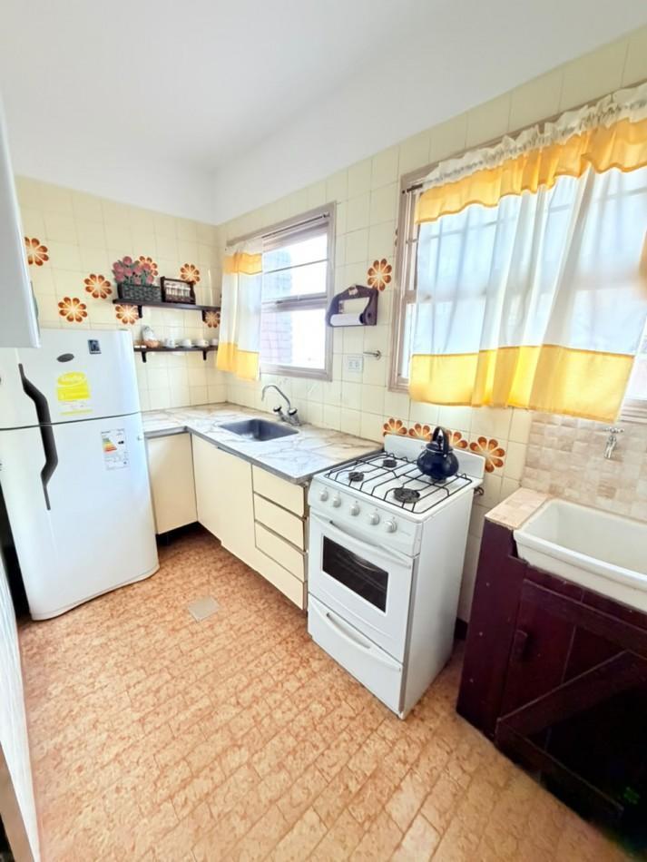 Foto de Dto. de 1 ambiente planta baja con amplio patio y vista al mar - Waikiki, imagen 5
