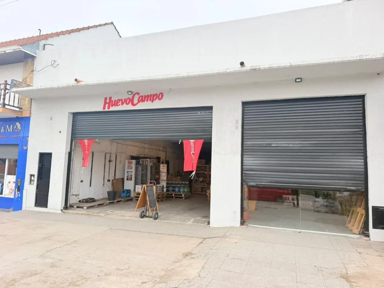 Amplio local a la calle - Zona Puerto - Mar del Plata - 24 meses 2