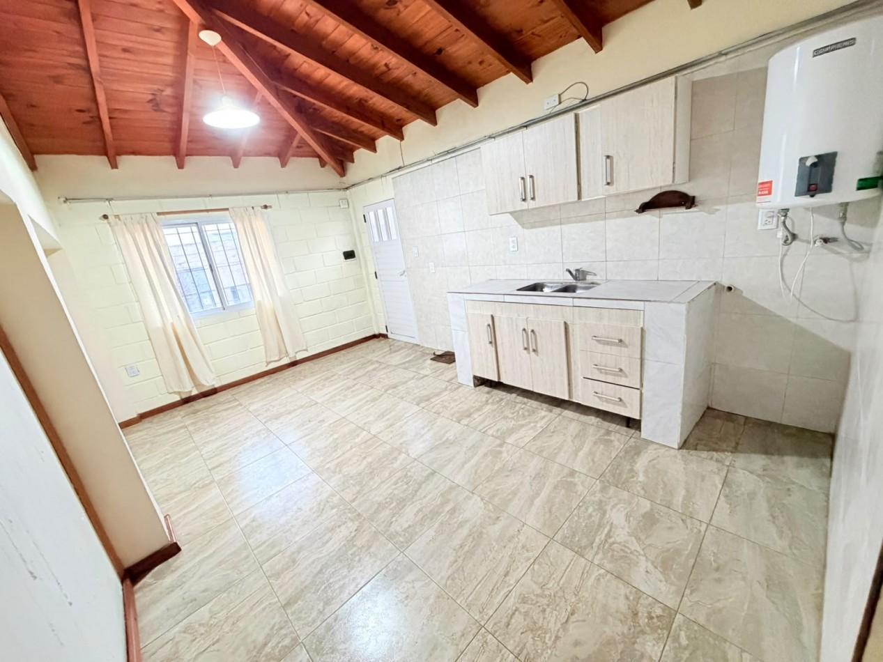 Foto de PH 2 ambientes - Villa Lourdes - Alquiler 24 meses - Mar del Plata, imagen 2