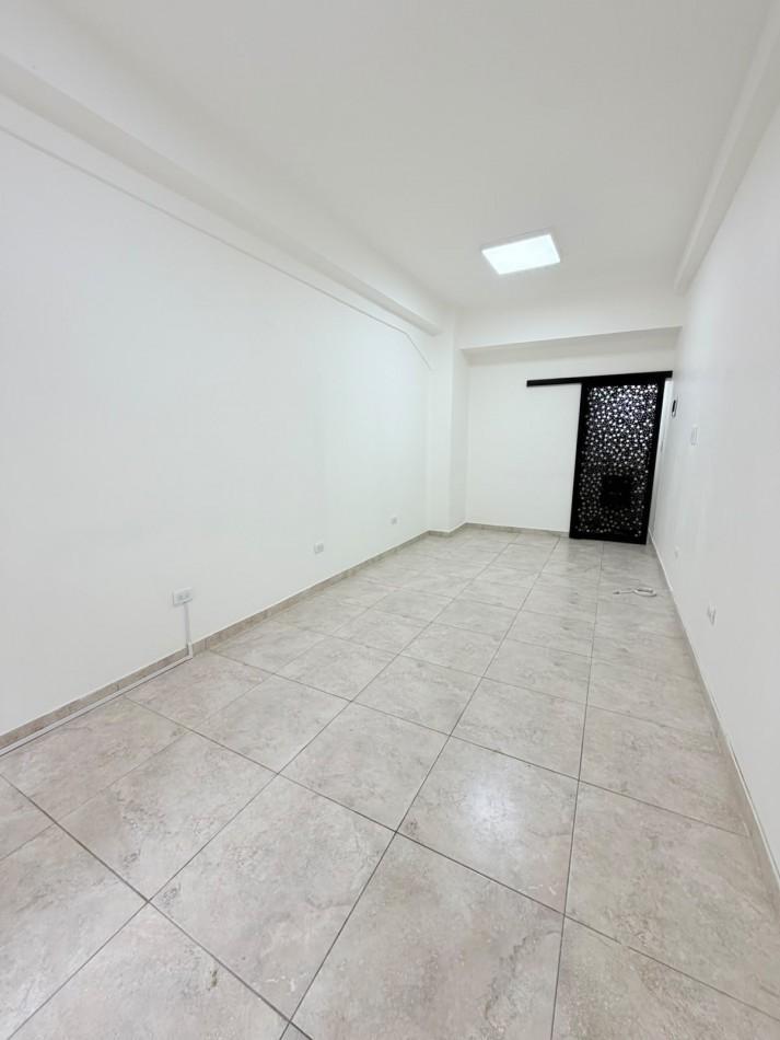 Foto de Local a la calle - Macrocentro - Alquiler 24 meses - Mar del Plata, imagen 5