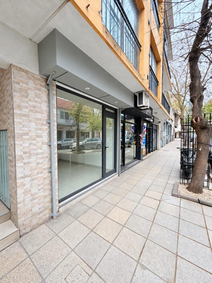 Foto de Local a la calle - Macrocentro - Alquiler 24 meses - Mar del Plata, imagen 1