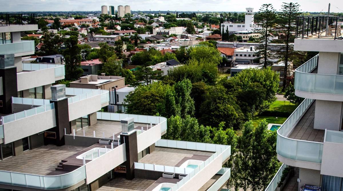 Venta - Depto. 2 Amb con Cochera. Sensum Condominio 3
