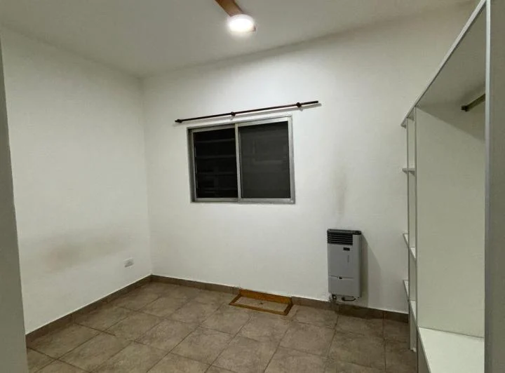 ALQUILER .  DEPTO. EN PH. PLANTA BAJA - QUILMES O. 5