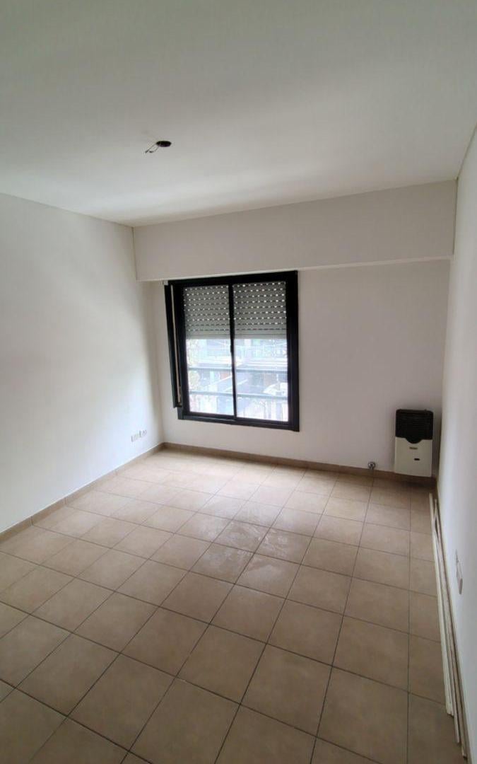 Foto de Departamento con 2 dormitorios en alquiler en Quilmes centro, zona, imagen 2