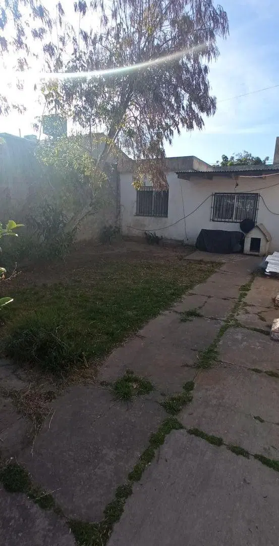 VENTA de casa en Berazategui 1