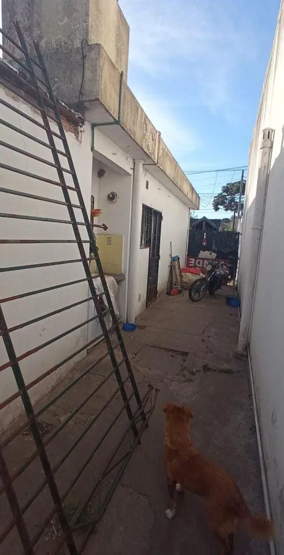 VENTA de casa en Berazategui 3