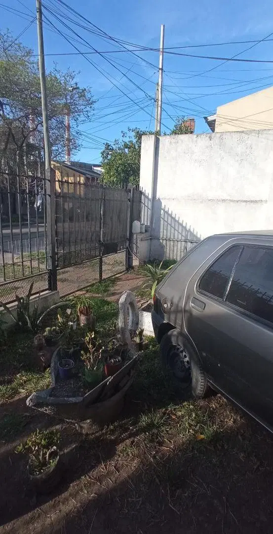 VENTA de casa en Berazategui 4