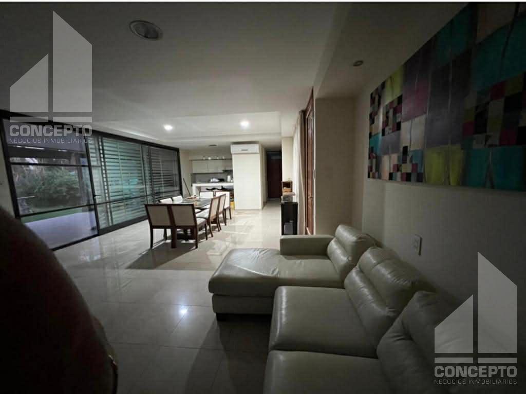 Excelente Casa 2 Dormitorios/Cochera/Piscina