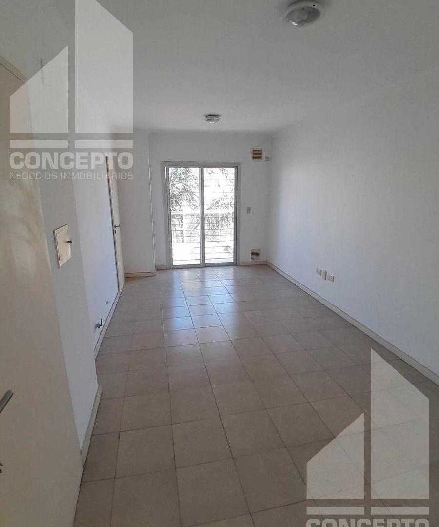 Foto de Departamento Semipiso 2 Dormitorios en B° Constituyentes, imagen 5