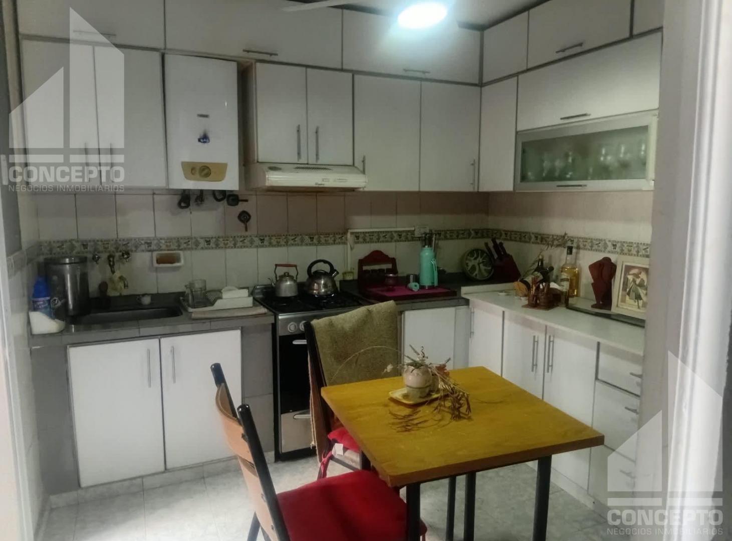 Foto de Venta Casa 2 Dormitorios con Cochera en PH Zona Centrosur, imagen 5