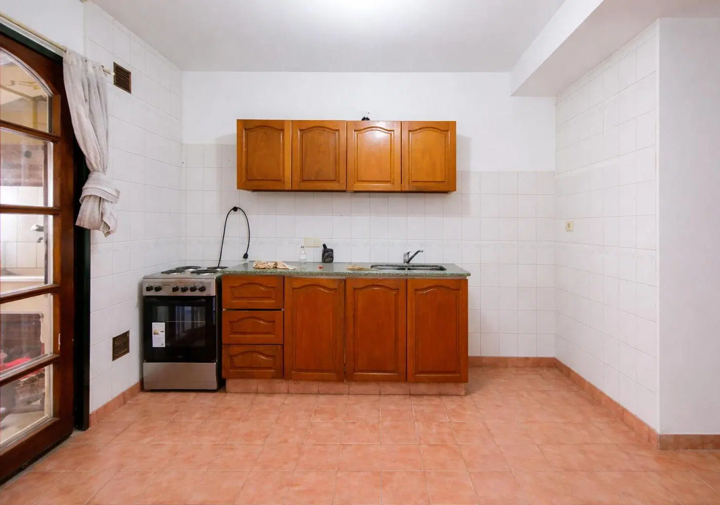 Alquiler en Moron, Calle Sarratea, duplex 4 ambientes. 3