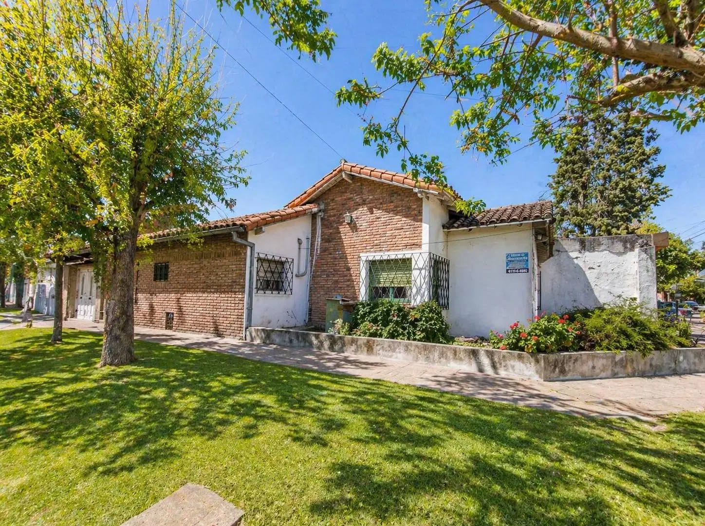 Casa en venta en Castelar con 120 m² cubiertos sobre un lote de 196 m² | Lote propio 5