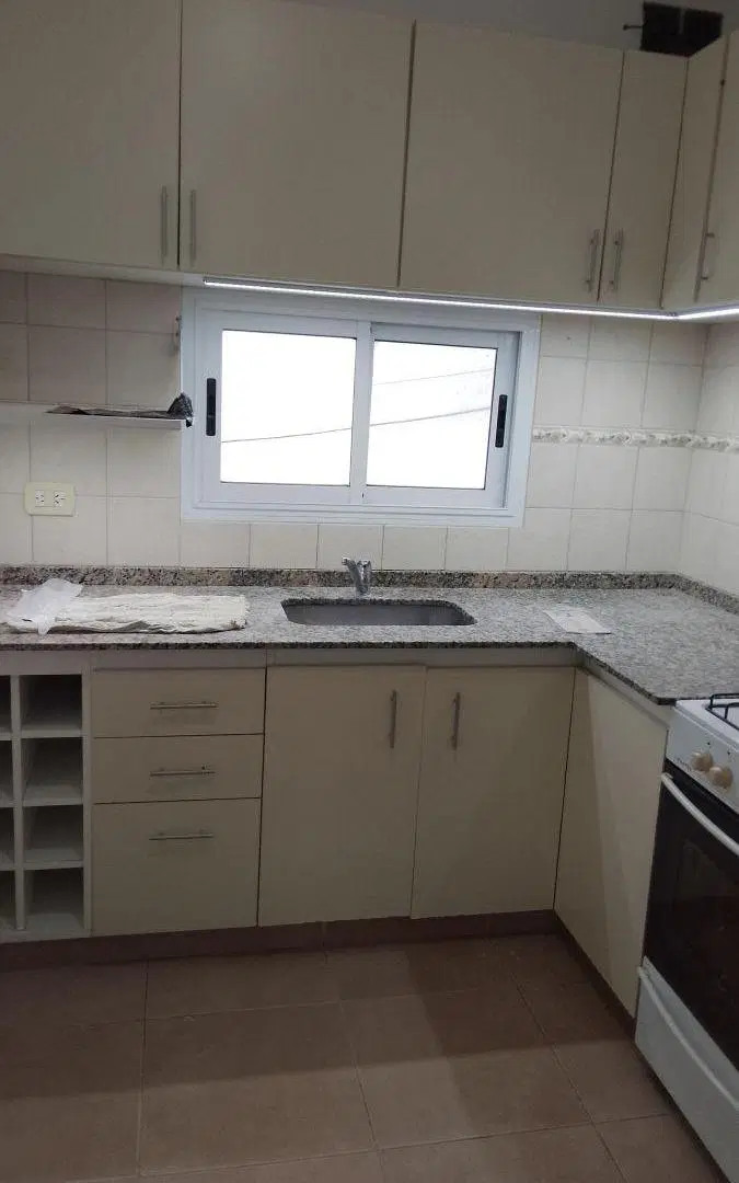 Amplio e impecable Departamento 2 ambientes sin expensas 4