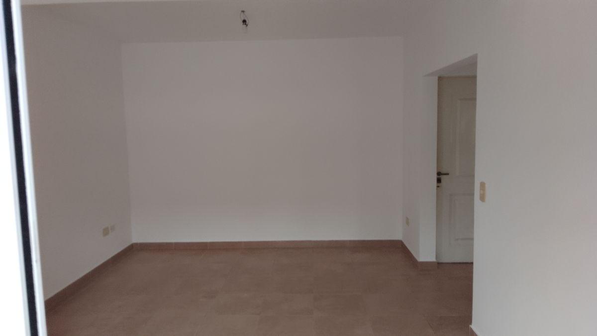 Foto de Amplio e impecable Departamento 2 ambientes sin expensas, imagen 1