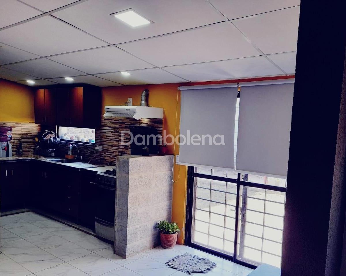 Casa Chalet en Venta en Moreno, G. B. a. Zona Oeste, Argentina 1