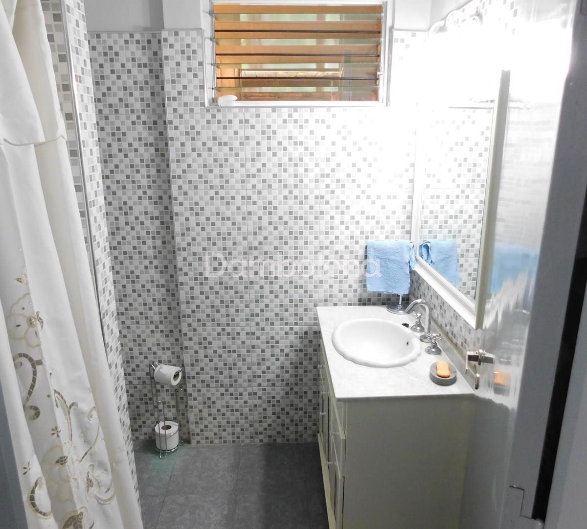 Casa en Venta en Moreno, G. B. a. Zona Oeste, Argentina 1