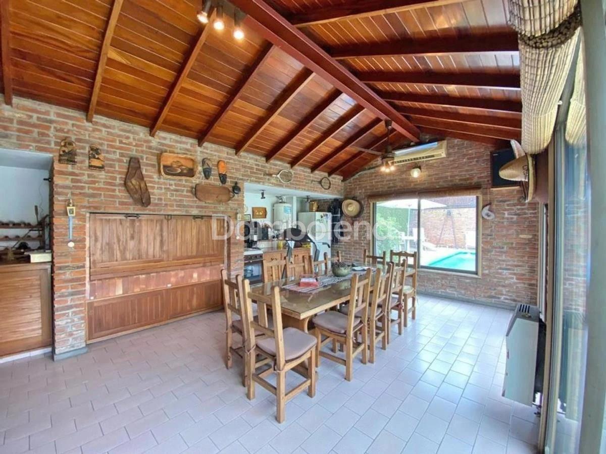 Casa Chalet en Venta en Merlo, G. B. a. Zona Oeste, Argentina 3