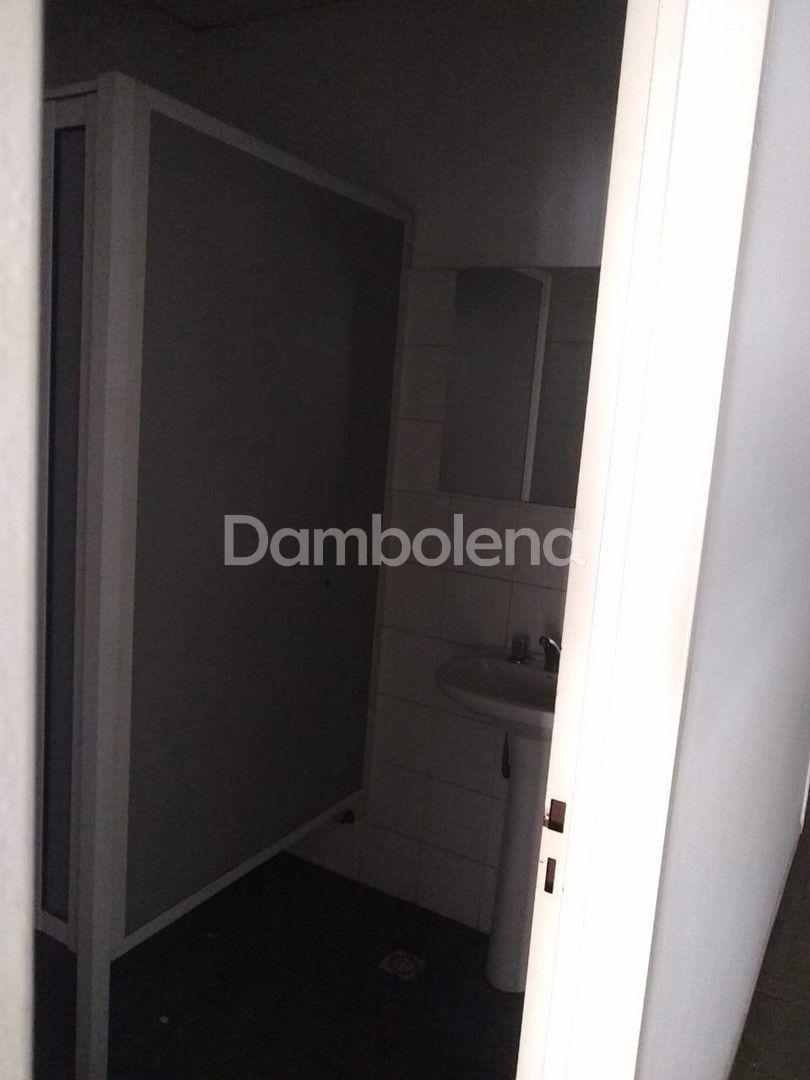 Local en Venta o Permuta Ubicado en Morón, Morón 4