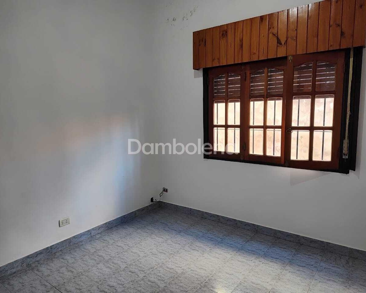 Casa en Venta Ubicado en Paso del Rey, Moreno 4